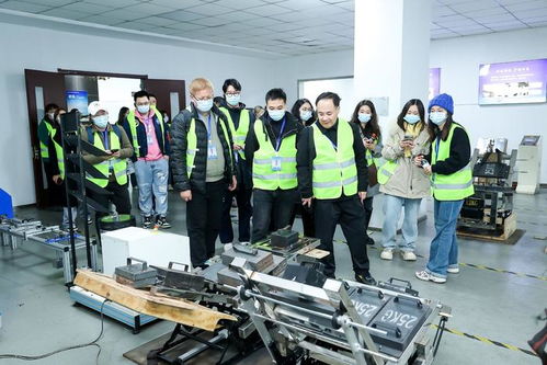 媒体团再探厂 锐迈工厂以核心技术赋能芝华仕头等舱高质量发展